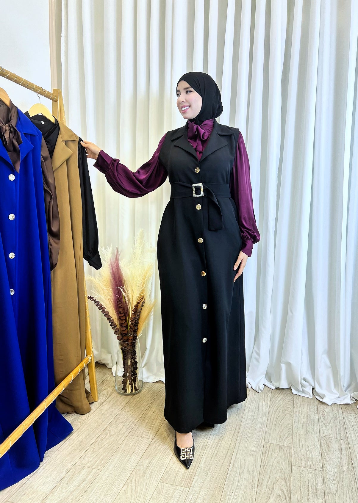 Robe Amira Black