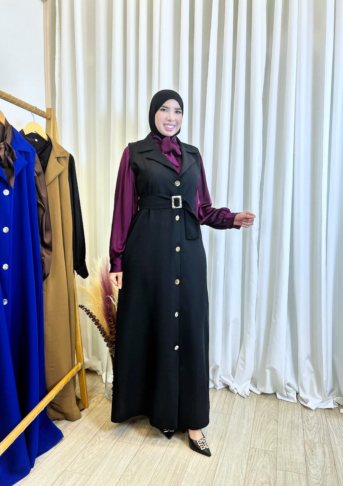 Robe Amira Black