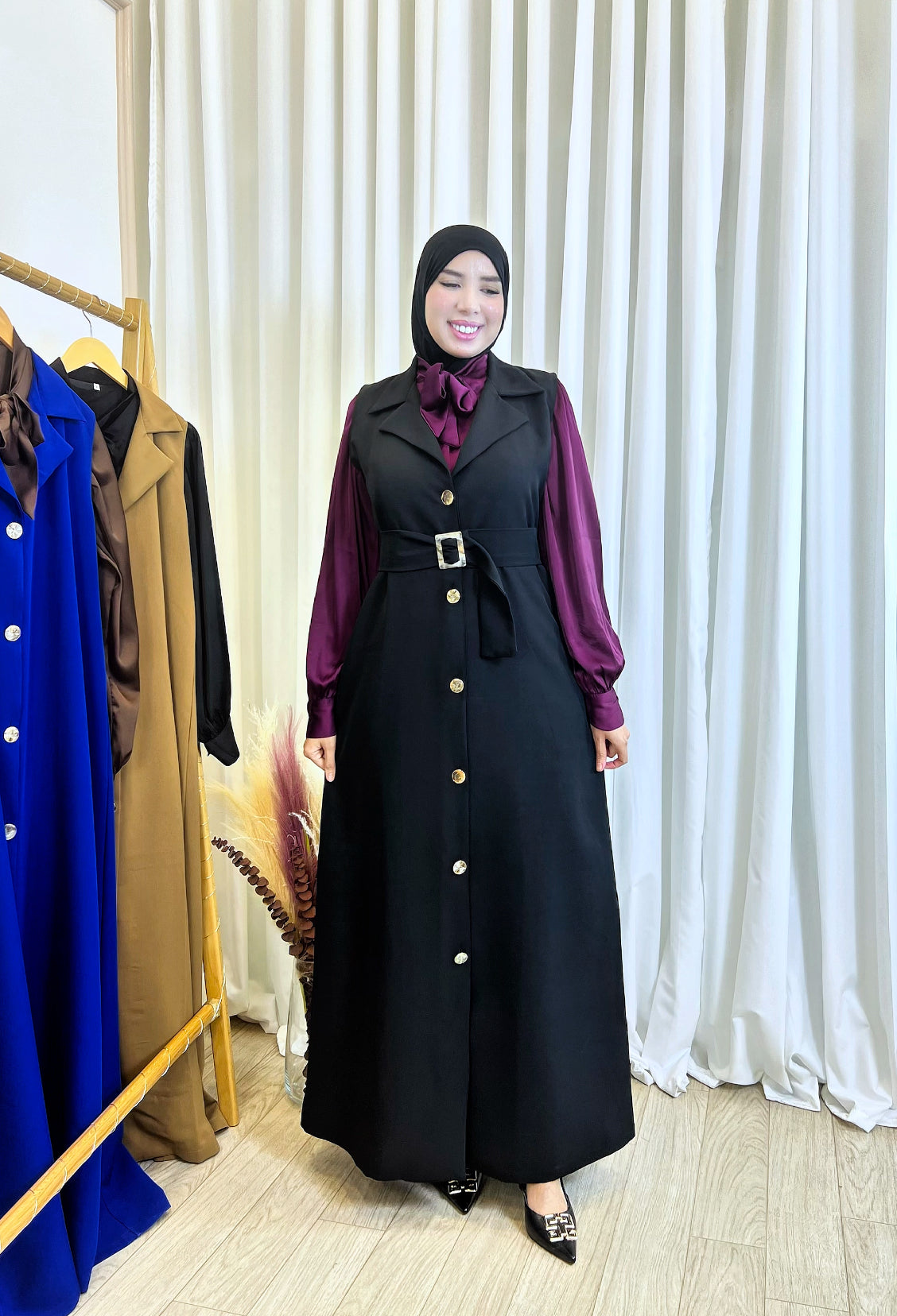 Robe Amira Black