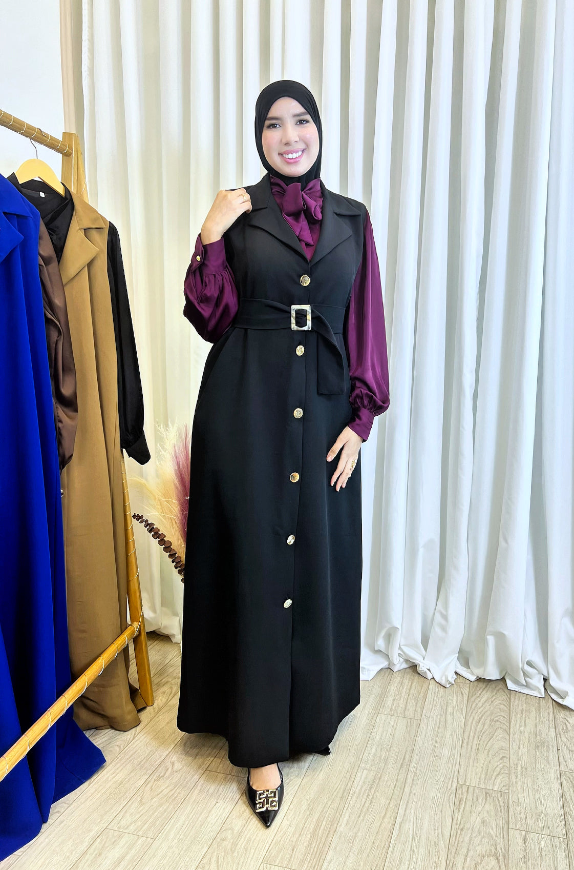 Robe Amira Black