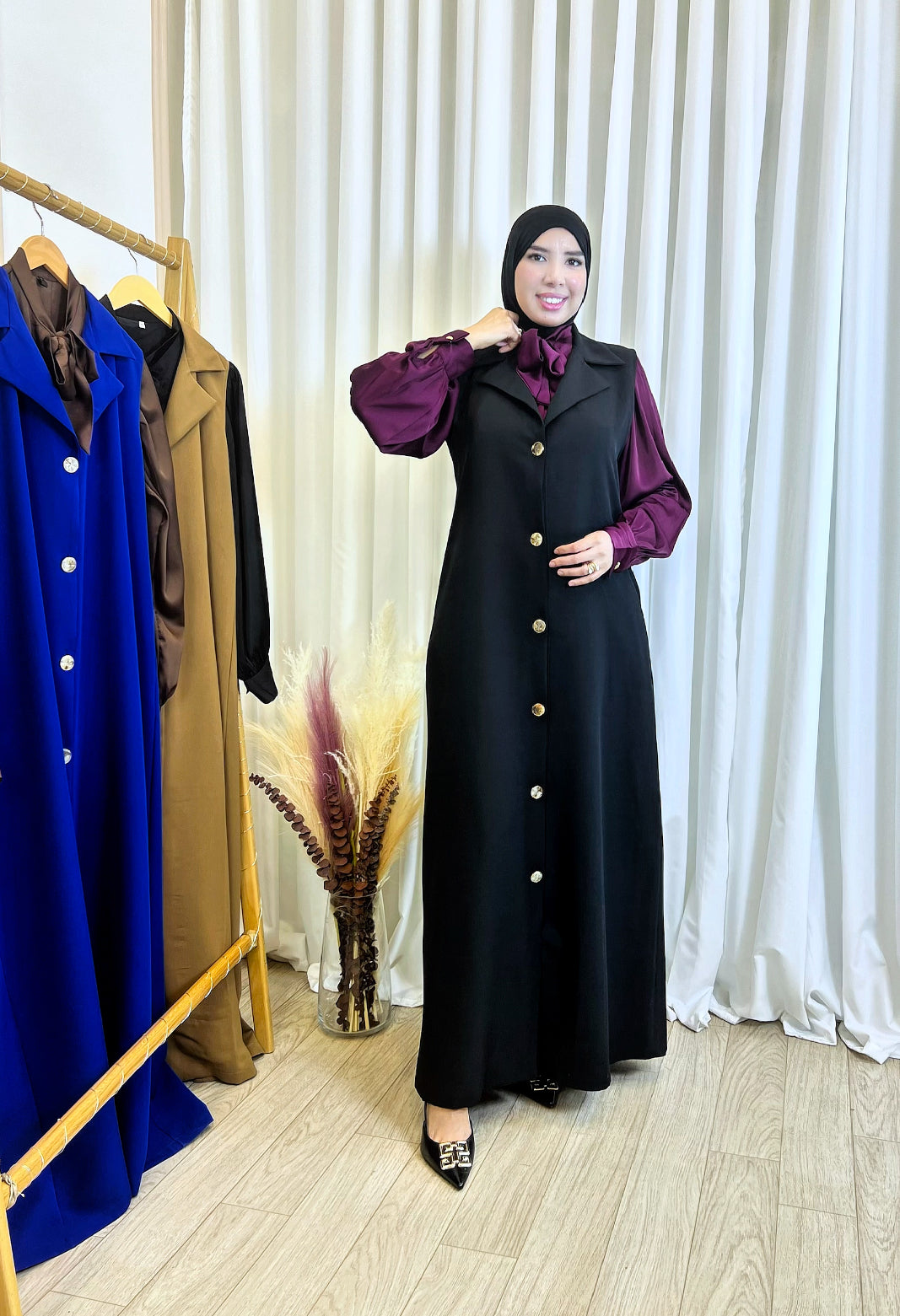 Robe Amira Black
