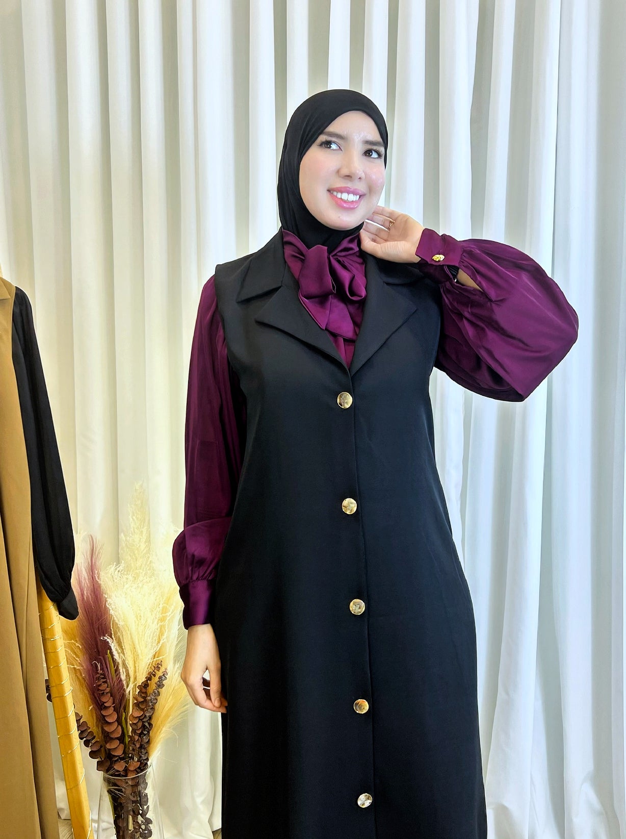 Robe Amira Black