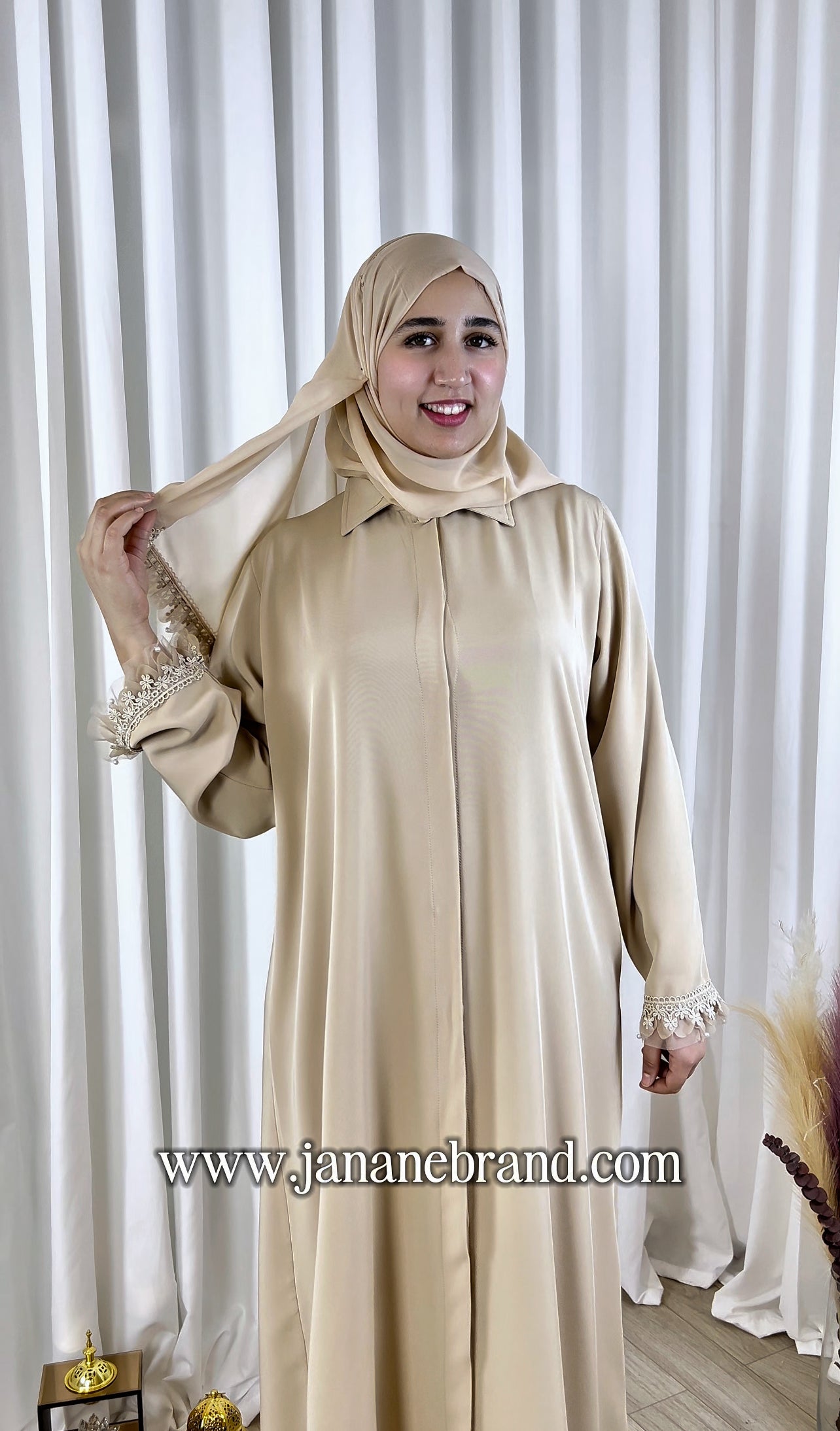 Abaya Musk avec châle simple