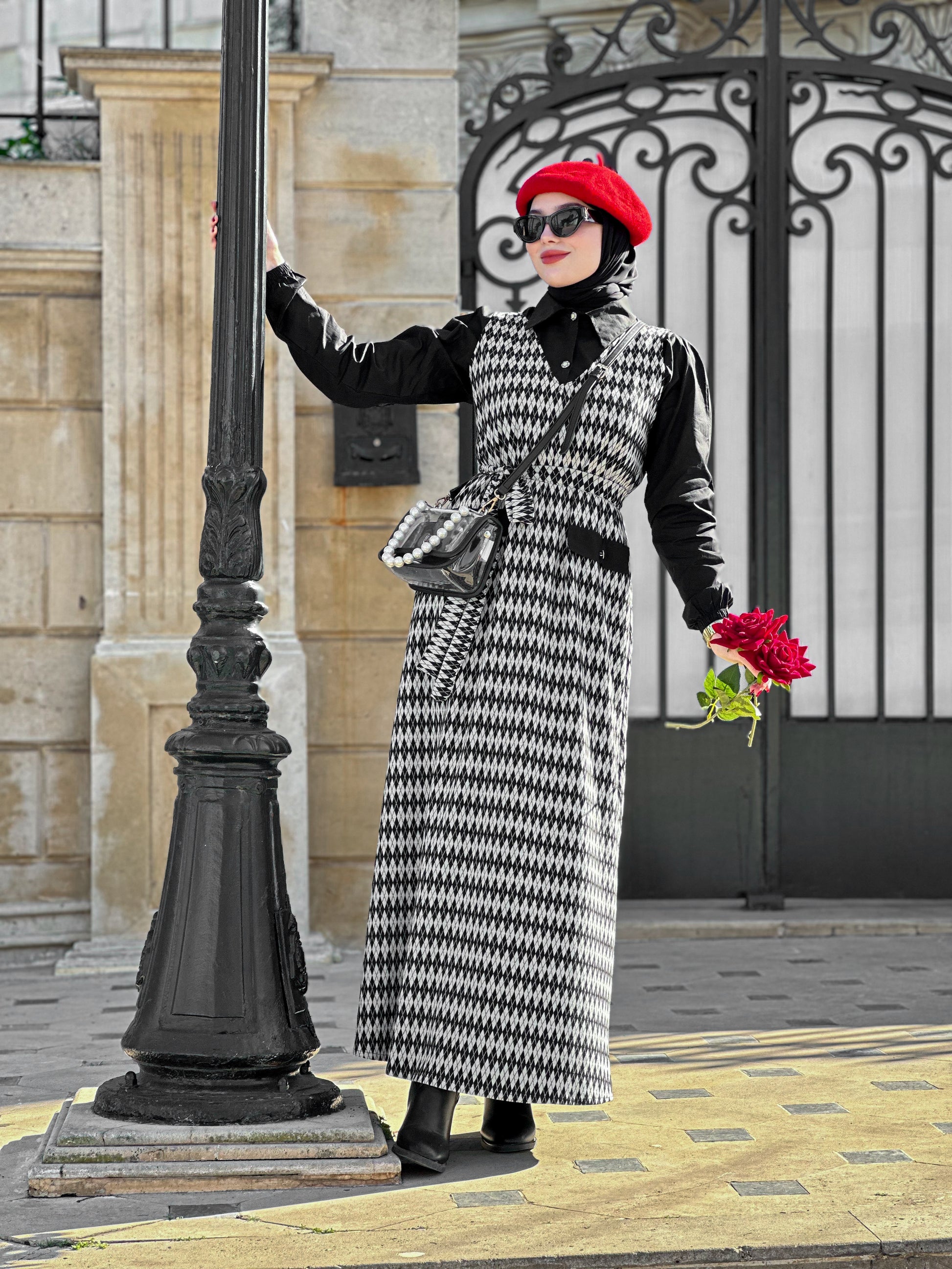 Robe chams black