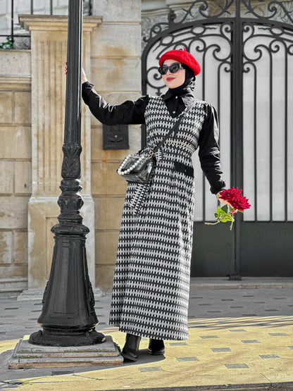 Robe chams black